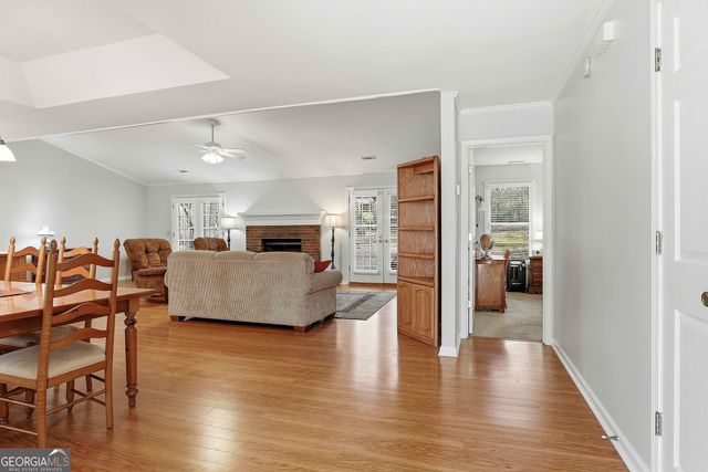 135 Spring Forest Way, Sharpsburg, GA 30277