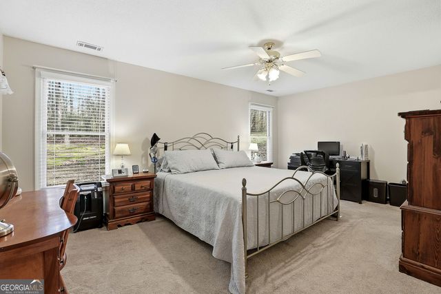 135 Spring Forest Way, Sharpsburg, GA 30277