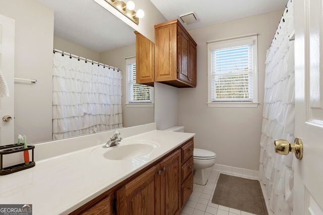 135 Spring Forest Way, Sharpsburg, GA 30277