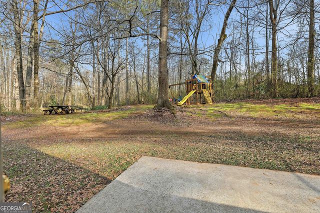 135 Spring Forest Way, Sharpsburg, GA 30277