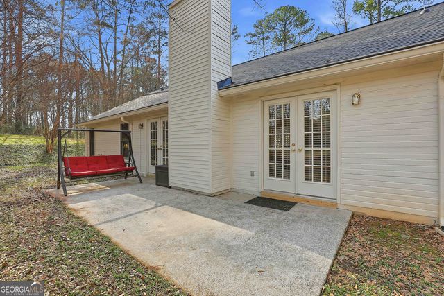 135 Spring Forest Way, Sharpsburg, GA 30277