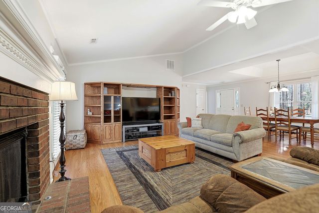 135 Spring Forest Way, Sharpsburg, GA 30277