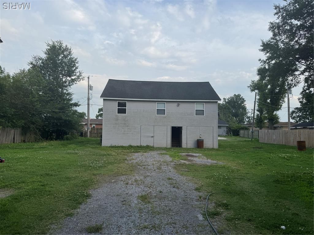 711 E Gladys Street, Sikeston, MO 63801