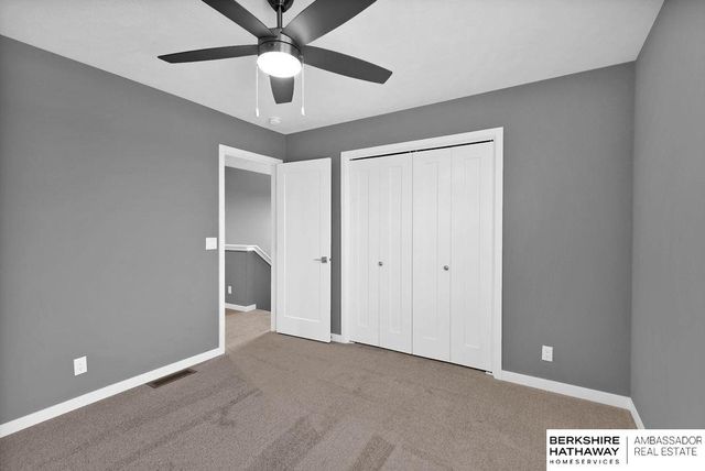 10518 S 113th Street, Papillion, NE 68046