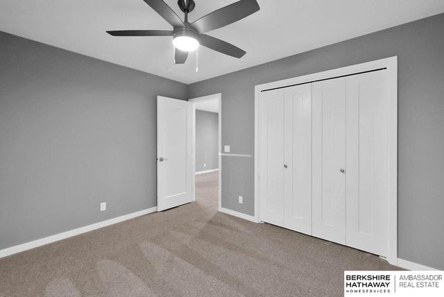 10518 S 113th Street, Papillion, NE 68046