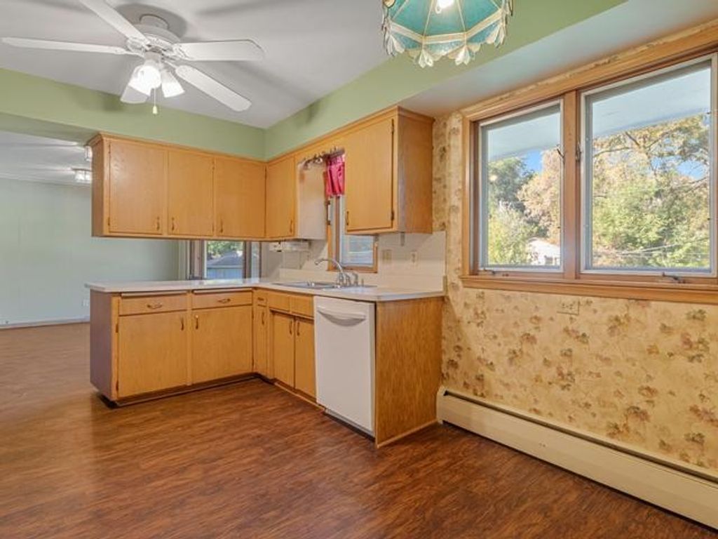 3501 Florida Avenue N, Crystal, MN 55427 — photo 2