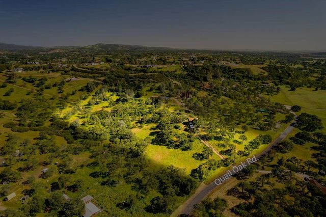2381 Quail Oaks Rd, Valley Springs, CA 95252