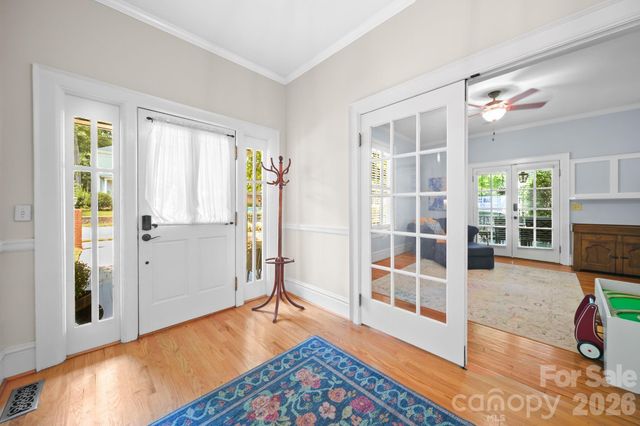 424 S York Street, Gastonia, NC 28052