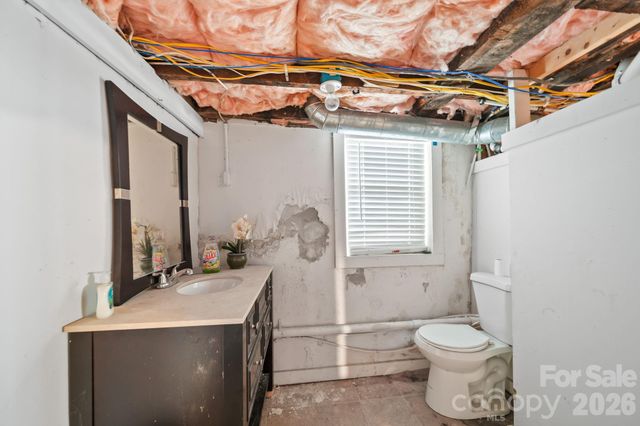 424 S York Street, Gastonia, NC 28052