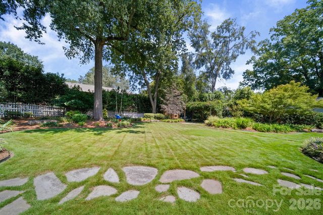 424 S York Street, Gastonia, NC 28052