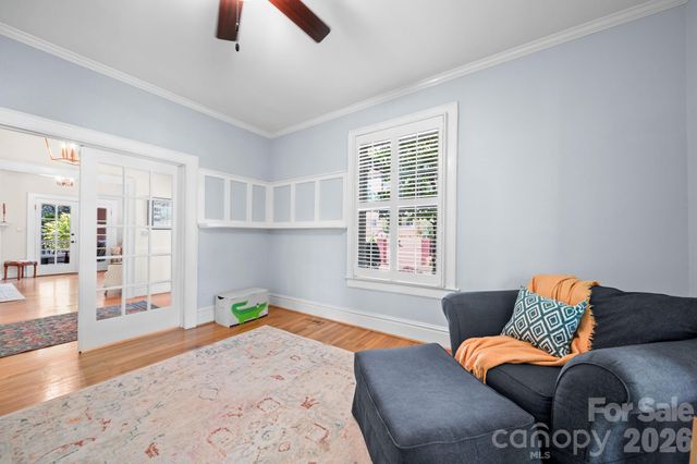 424 S York Street, Gastonia, NC 28052