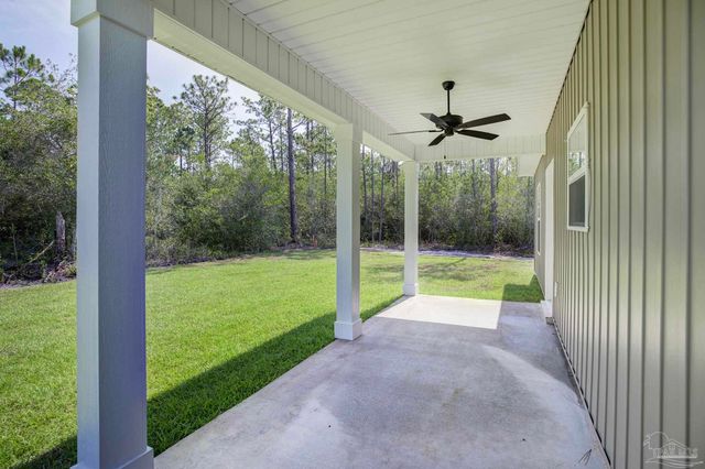 5743 San Blas St, Milton, FL 32583