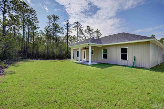5743 San Blas St, Milton, FL 32583