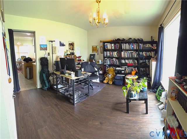 2525 Sutton Pl, Richmond, VA 23233