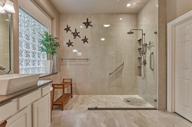 18 Coachman Ridge Place, The Woodlands, TX 77382