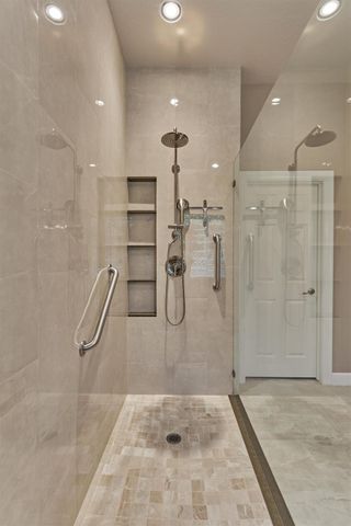 18 Coachman Ridge Place, The Woodlands, TX 77382