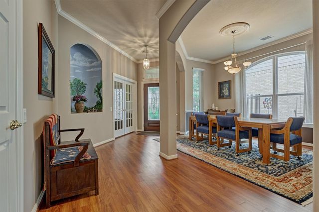 18 Coachman Ridge Place, The Woodlands, TX 77382