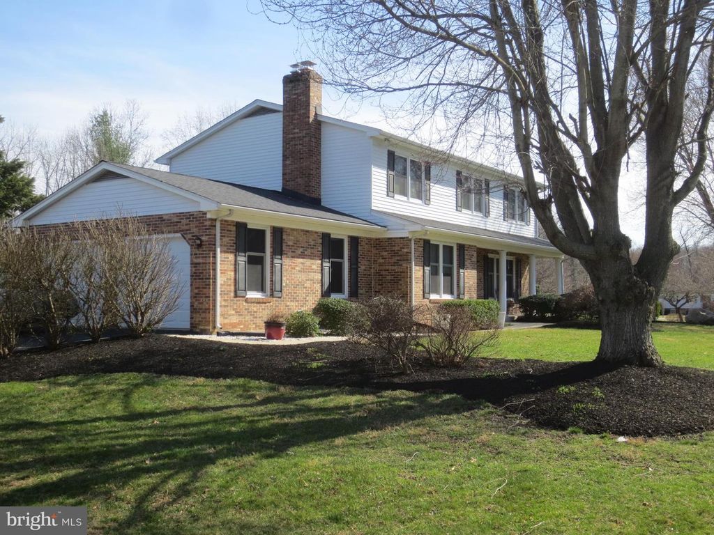 523 PONDEROSA DR, Bear, DE 19701