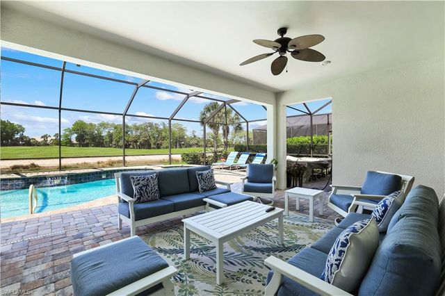 9373 Surfbird CT, Naples, FL 34120