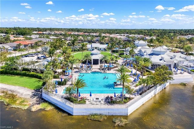 9373 Surfbird CT, Naples, FL 34120