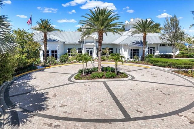 9373 Surfbird CT, Naples, FL 34120