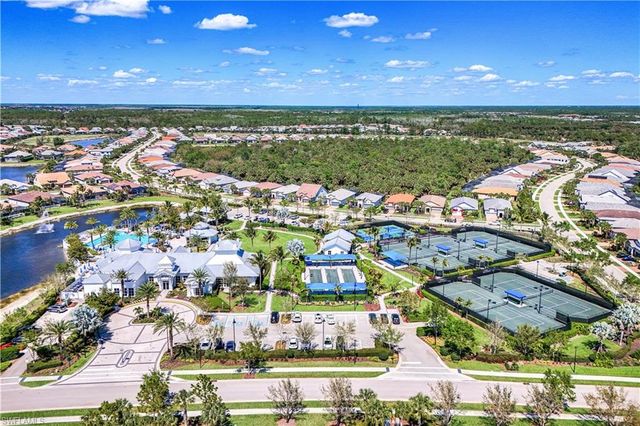 9373 Surfbird CT, Naples, FL 34120