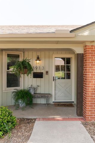 3913 NW 60 Street, Oklahoma City, OK 73112