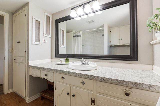 3913 NW 60 Street, Oklahoma City, OK 73112