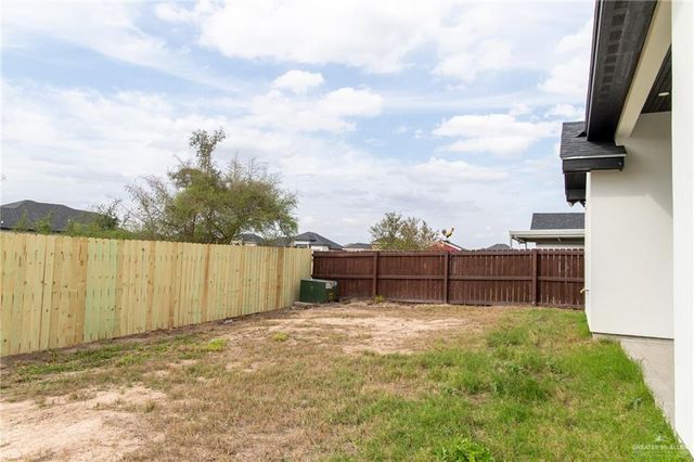 524 Maryland Street, Alton, TX 78573