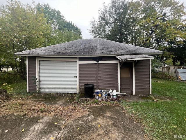 509 E Lusher Avenue, Elkhart, IN 46517