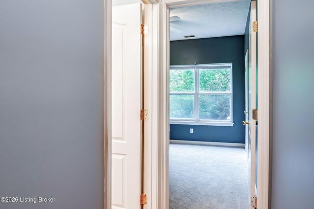 9210 Hawthorne Pointe Dr 103, Louisville, KY 40272