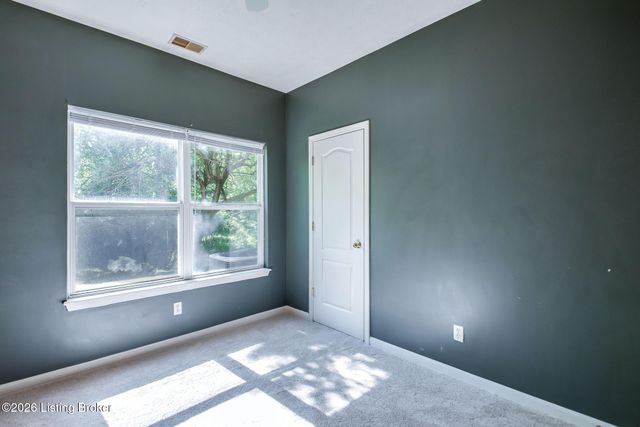 9210 Hawthorne Pointe Dr 103, Louisville, KY 40272