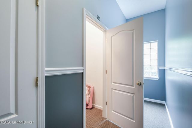 9210 Hawthorne Pointe Dr 103, Louisville, KY 40272