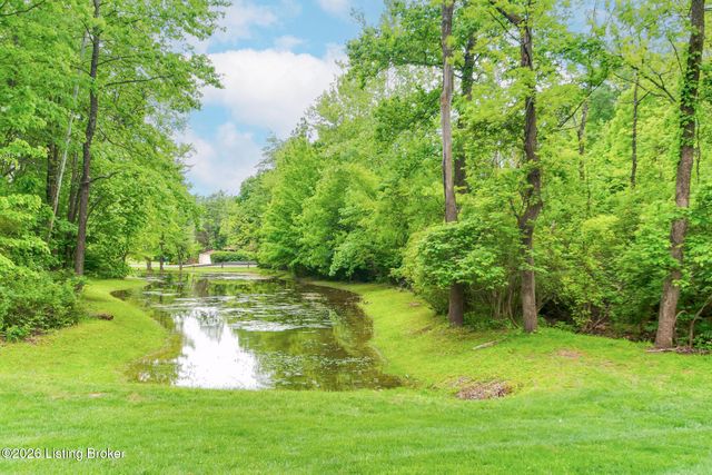 9210 Hawthorne Pointe Dr 103, Louisville, KY 40272