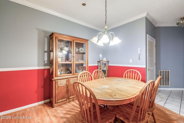 9210 Hawthorne Pointe Dr 103, Louisville, KY 40272