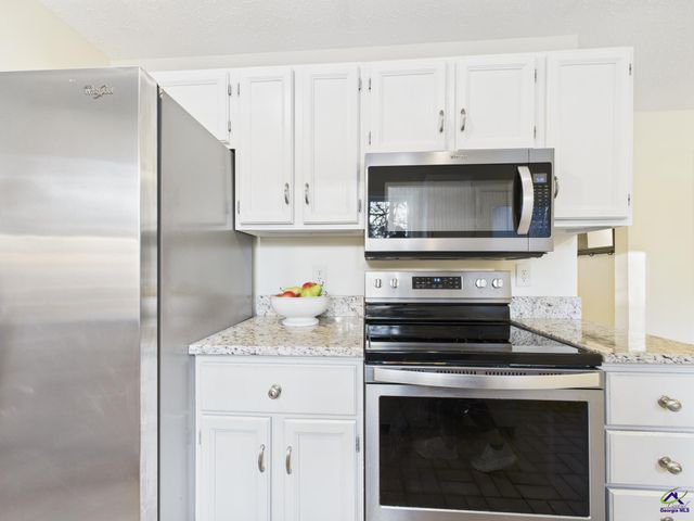 202 Hilltop Circle, Macon, GA 31210