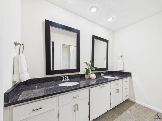 202 Hilltop Circle, Macon, GA 31210