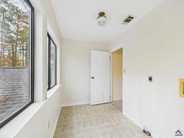 202 Hilltop Circle, Macon, GA 31210