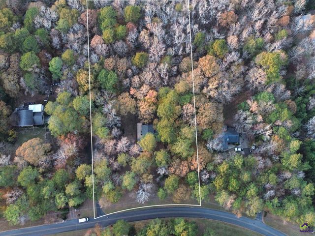202 Hilltop Circle, Macon, GA 31210