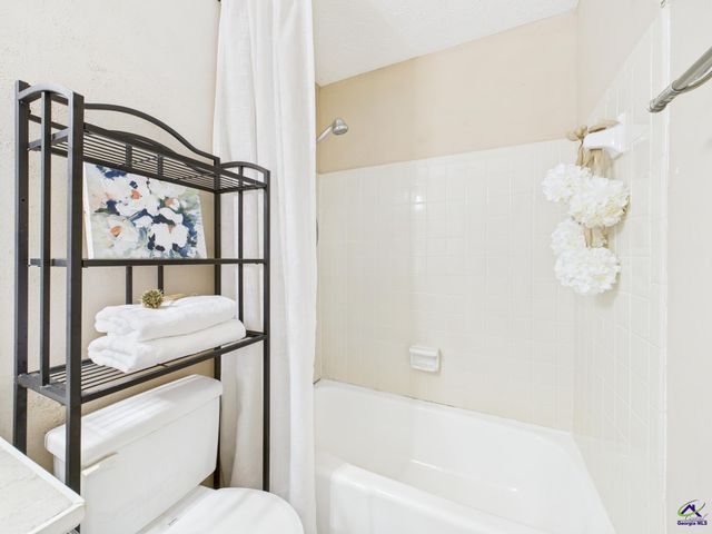 202 Hilltop Circle, Macon, GA 31210