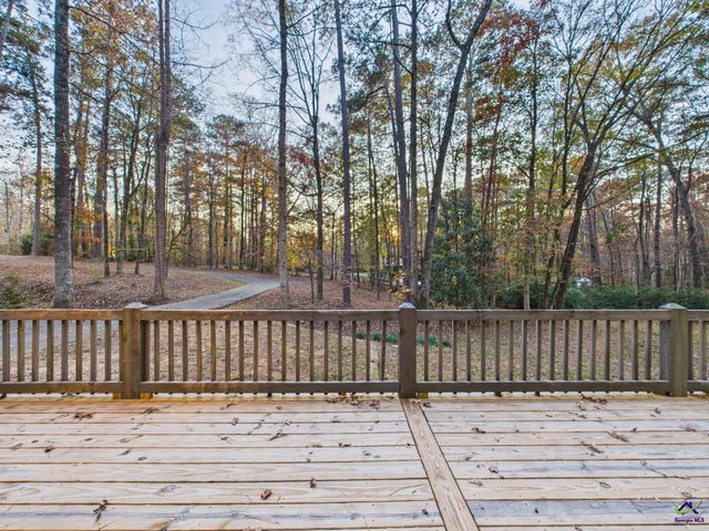 202 Hilltop Circle, Macon, GA 31210