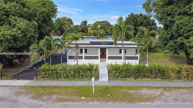 745 NW 140th St 0, Miami, FL 33168