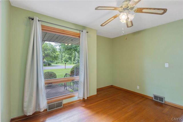 8252 Maple Road, Clay, NY 13041