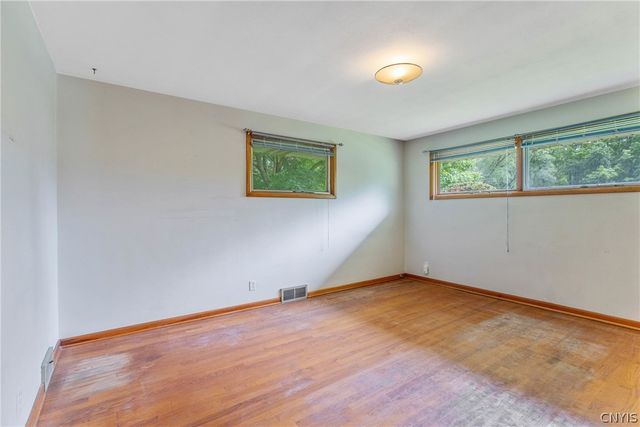 8252 Maple Road, Clay, NY 13041