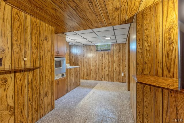 8252 Maple Road, Clay, NY 13041