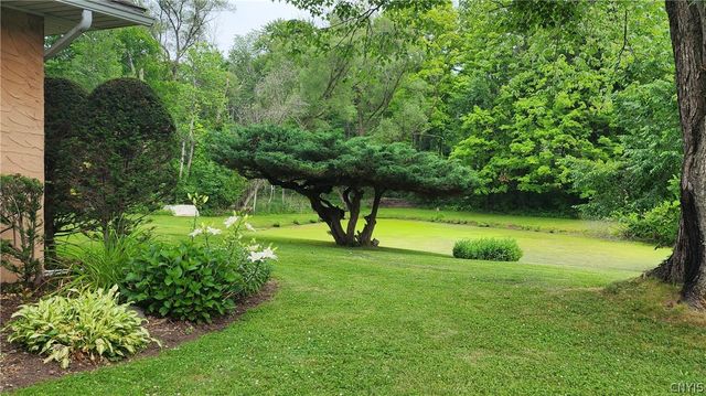 8252 Maple Road, Clay, NY 13041