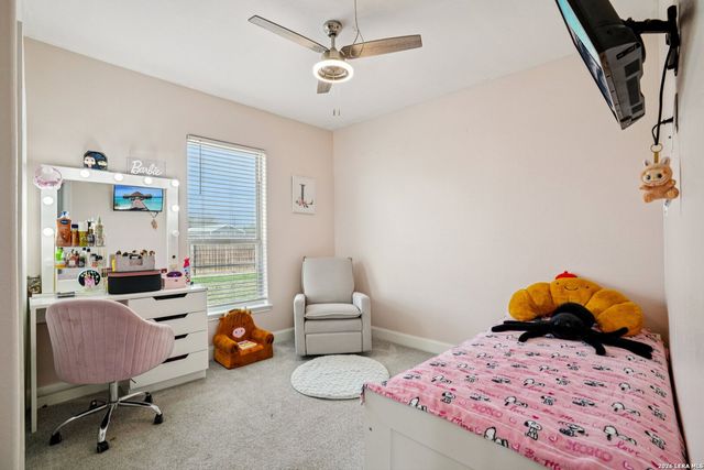 325 Las Palomas, Lytle, TX 78052