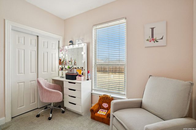 325 Las Palomas, Lytle, TX 78052