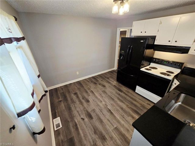 814 Elizabeth Street, Burlington, NC 27217