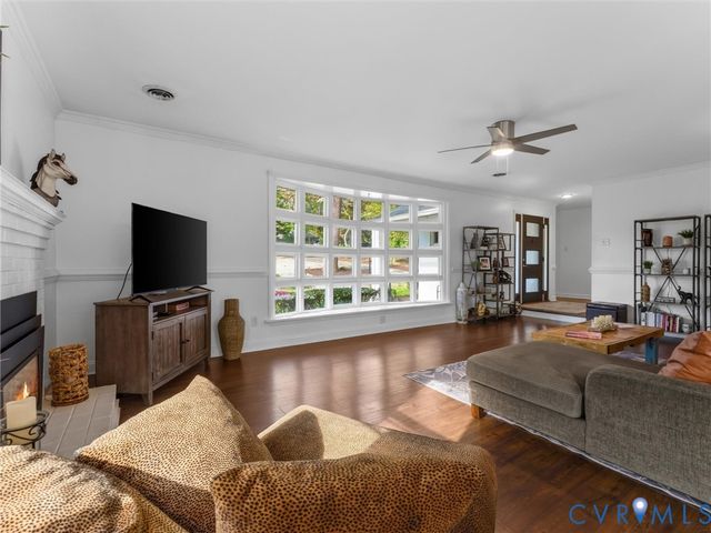 5823 Stanbrook Dr, North Chesterfield, VA 23234